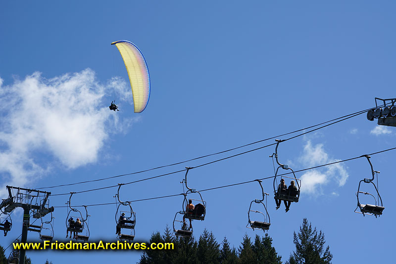 activity,sports,outdoors,nature,mountain,high up,extreme,hang gliding,glider,